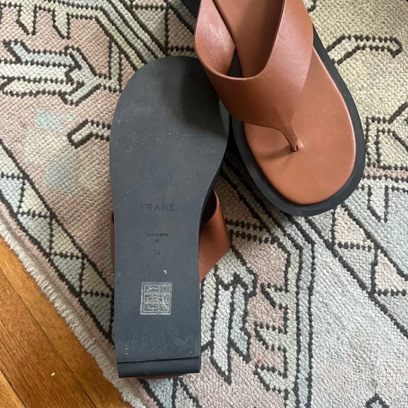 Frame Denim platform leather flip flops - Picture 3 of 5